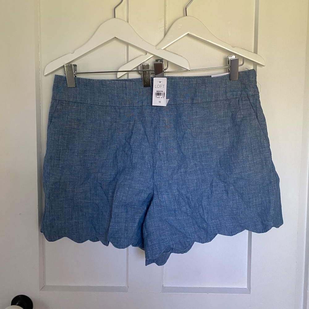 Loft Scallop Hemmed Chambray Shorts